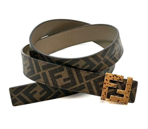 cinturón fendi